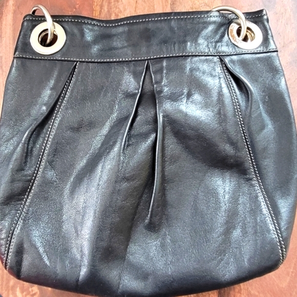 COACH | Black Leather Silver Hardware Shoulder Bag - Picture 6 of 11